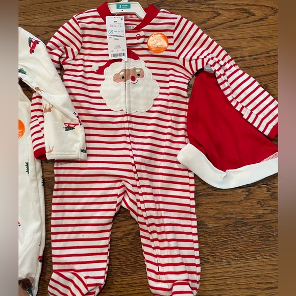 Lot Of 2 Baby  Christmas Outfits Carters Baby Size 3 Months Santa - Picture 2 of 7
